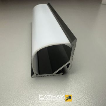 PERFIL ESQUINERO CON PANTALLA ACRILICA OPALIZADA (DUOANGULO) 3 MTS   - imagen 1