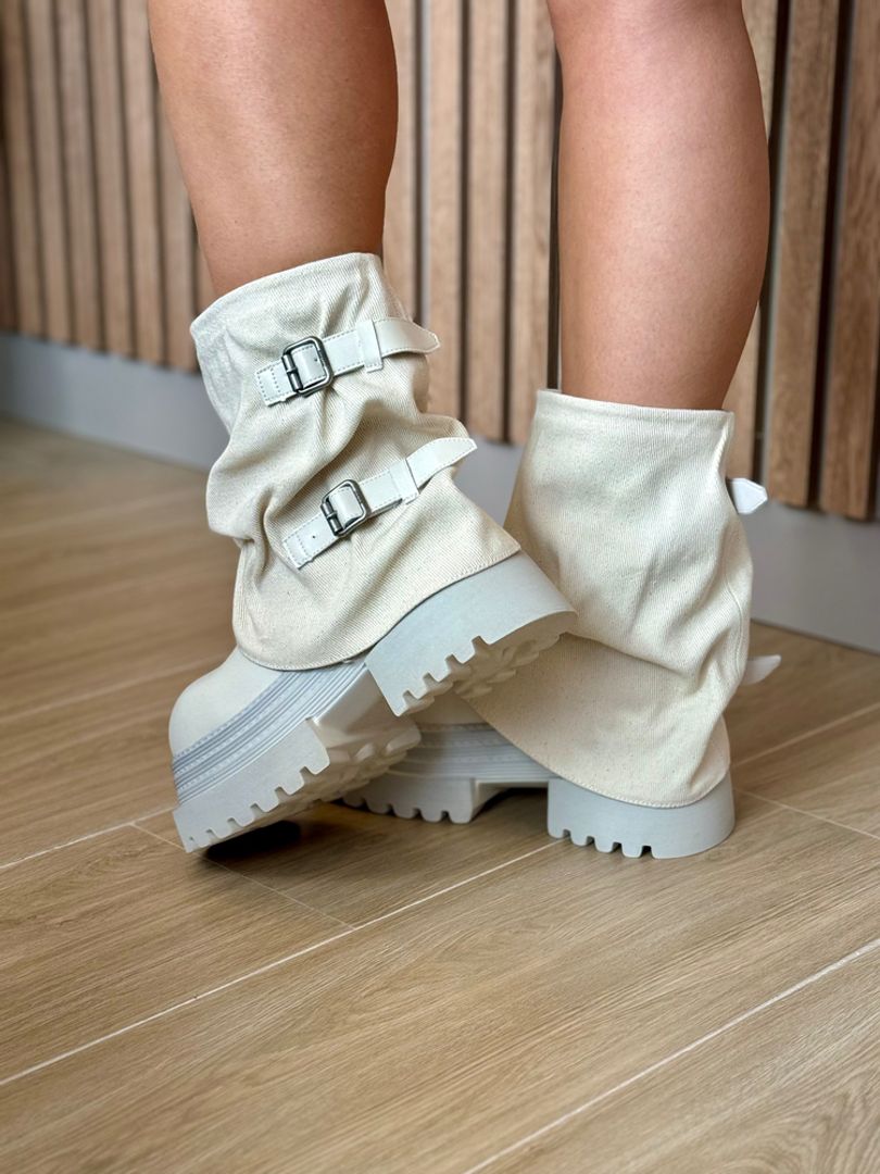 BOTAS BEIGE DENIM 