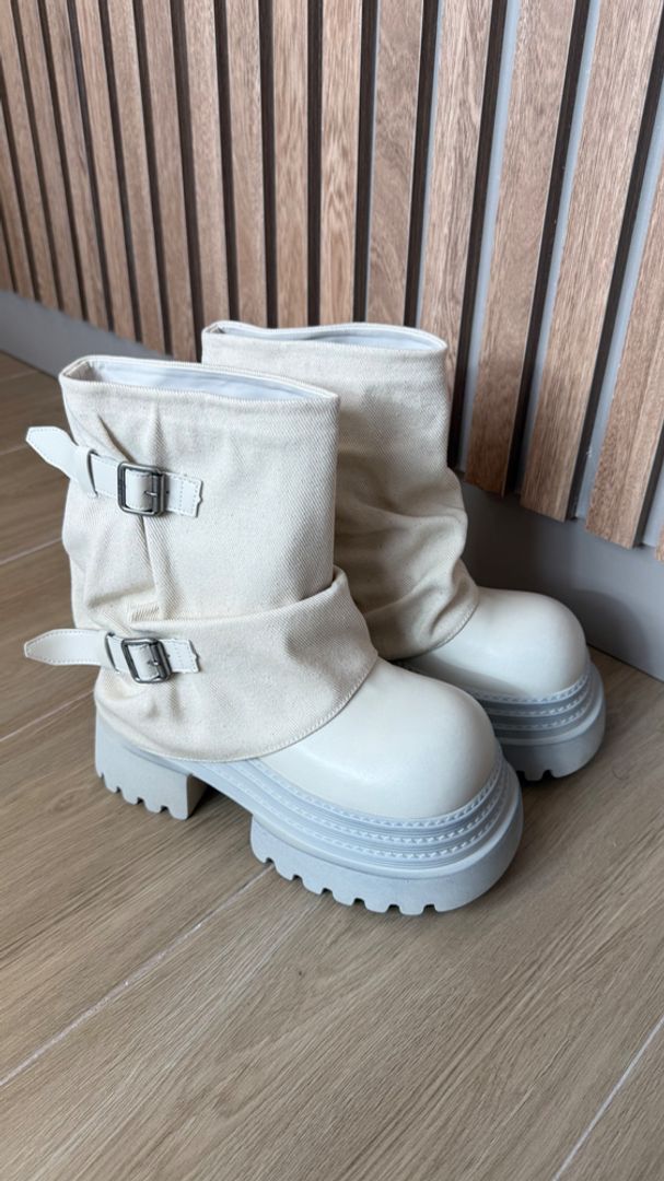 BOTAS BEIGE DENIM 