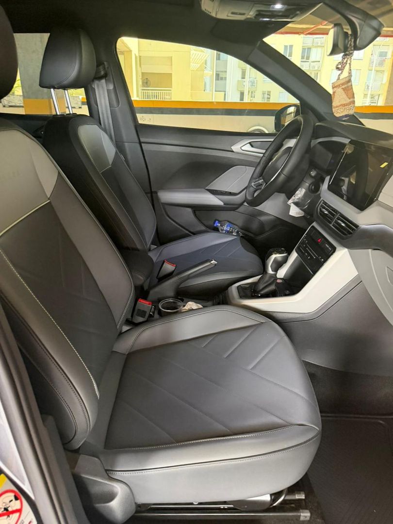 VOLKWAGEN T-CROSS TURBO 2026