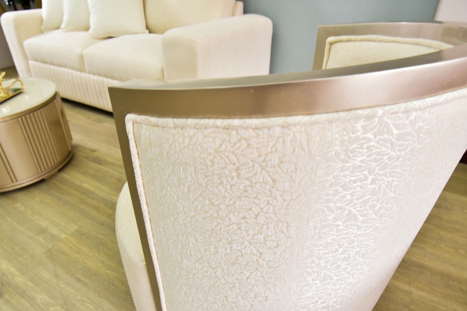 SOFA SILVER + 2 SILLAS NOVA TAPIZ BEIGE	