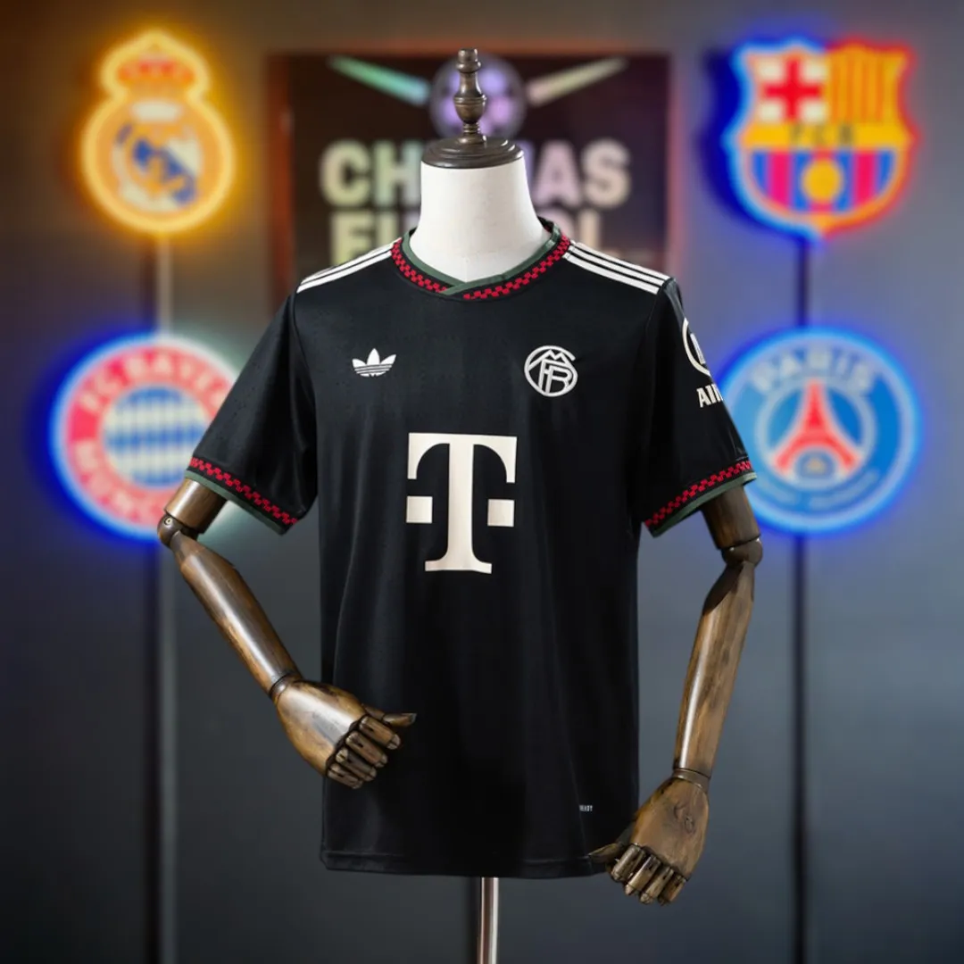 Bayern Munich 2025-26 Tercera Fan