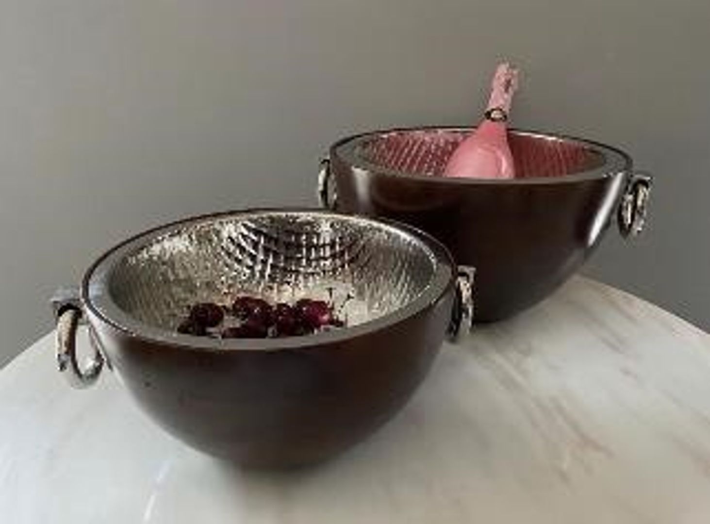 Cubiteras de hielos, asa en madera e interior en aluminio martillado