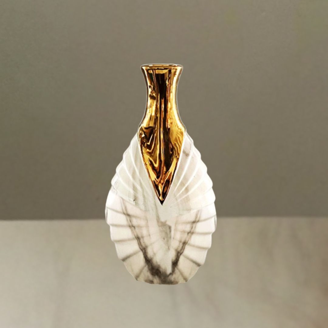 FLORERO DE CERAMICA BLANCO CON DORADO