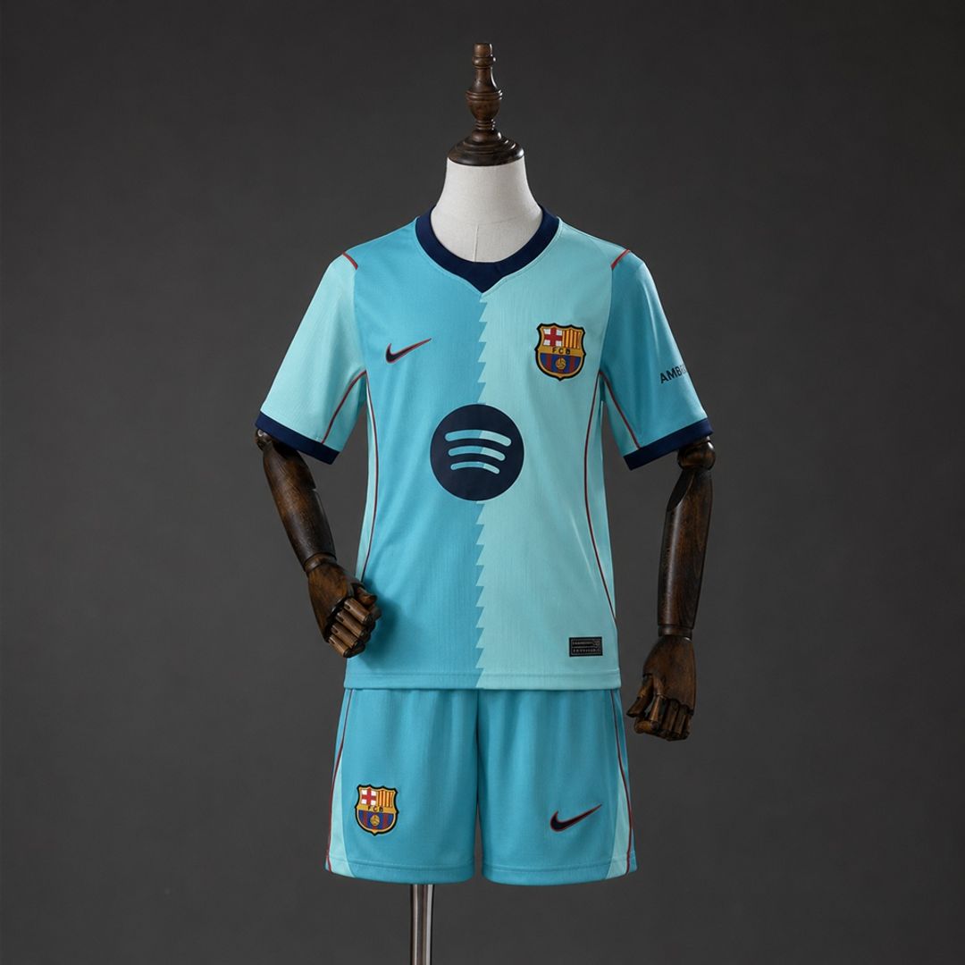Barcelona 2026-27 Fan Niño