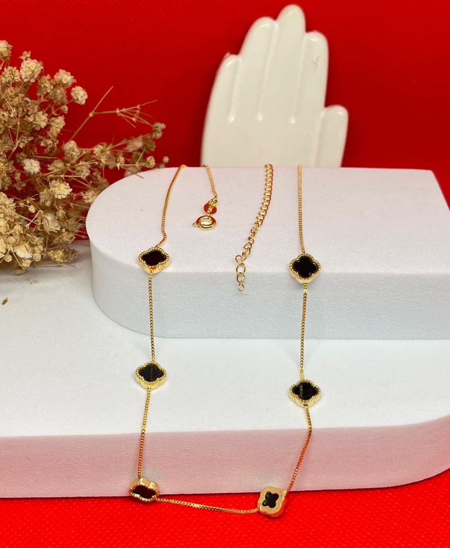 Cadena van cleef x6 negro de 47cm