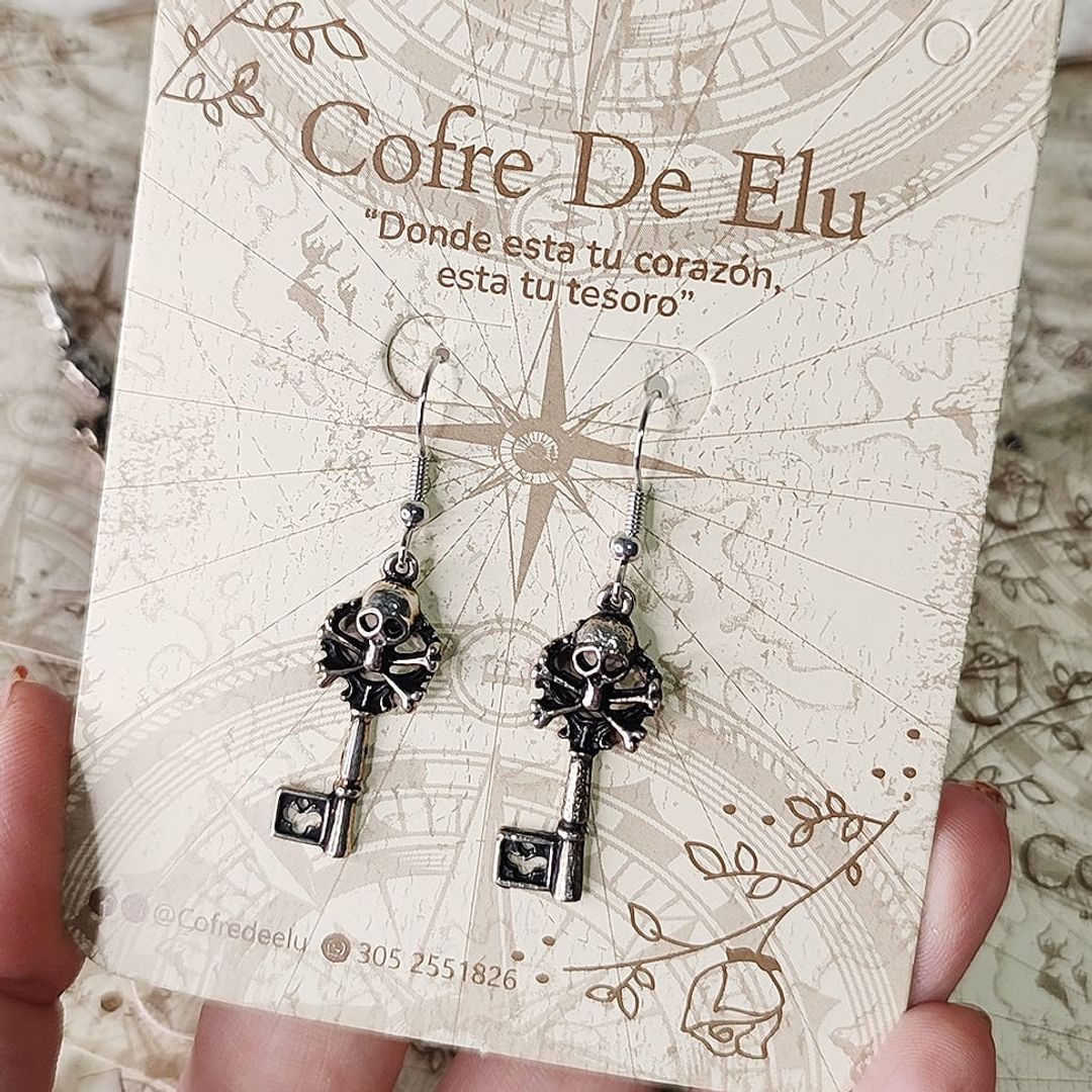 ARETES LLAVE 