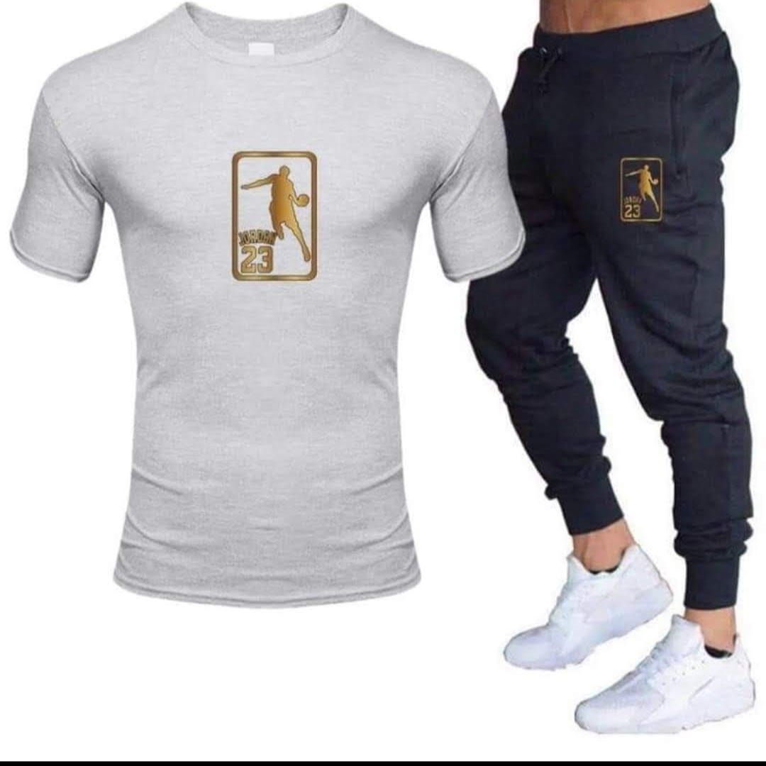 SET DE JOGGUER + CAMISETA HOMBRE