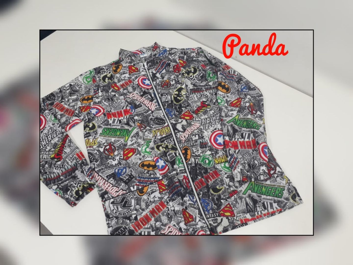Bata Antifluido Estampada 
