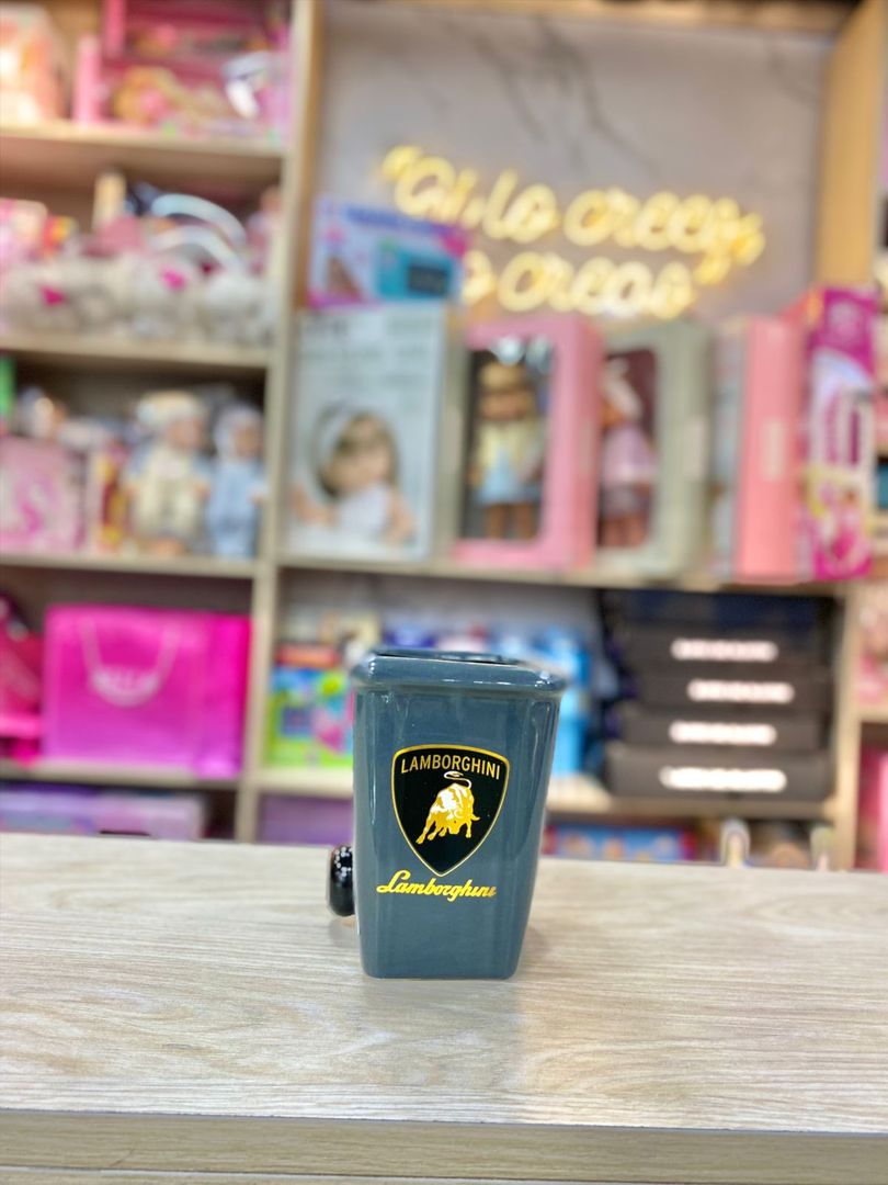 TAZA LAMBORGHINI CON RUEDAS 