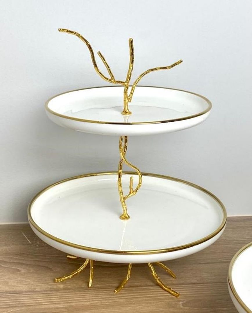 Base para pasteles en cerámica blanca con dorado