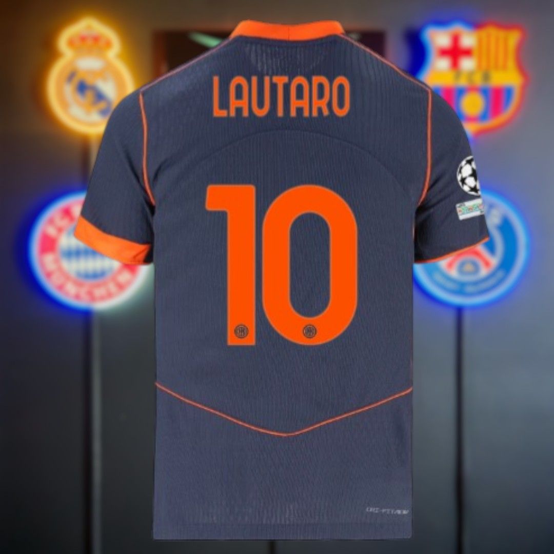 Inter Milan 2025-26 Tercera Player