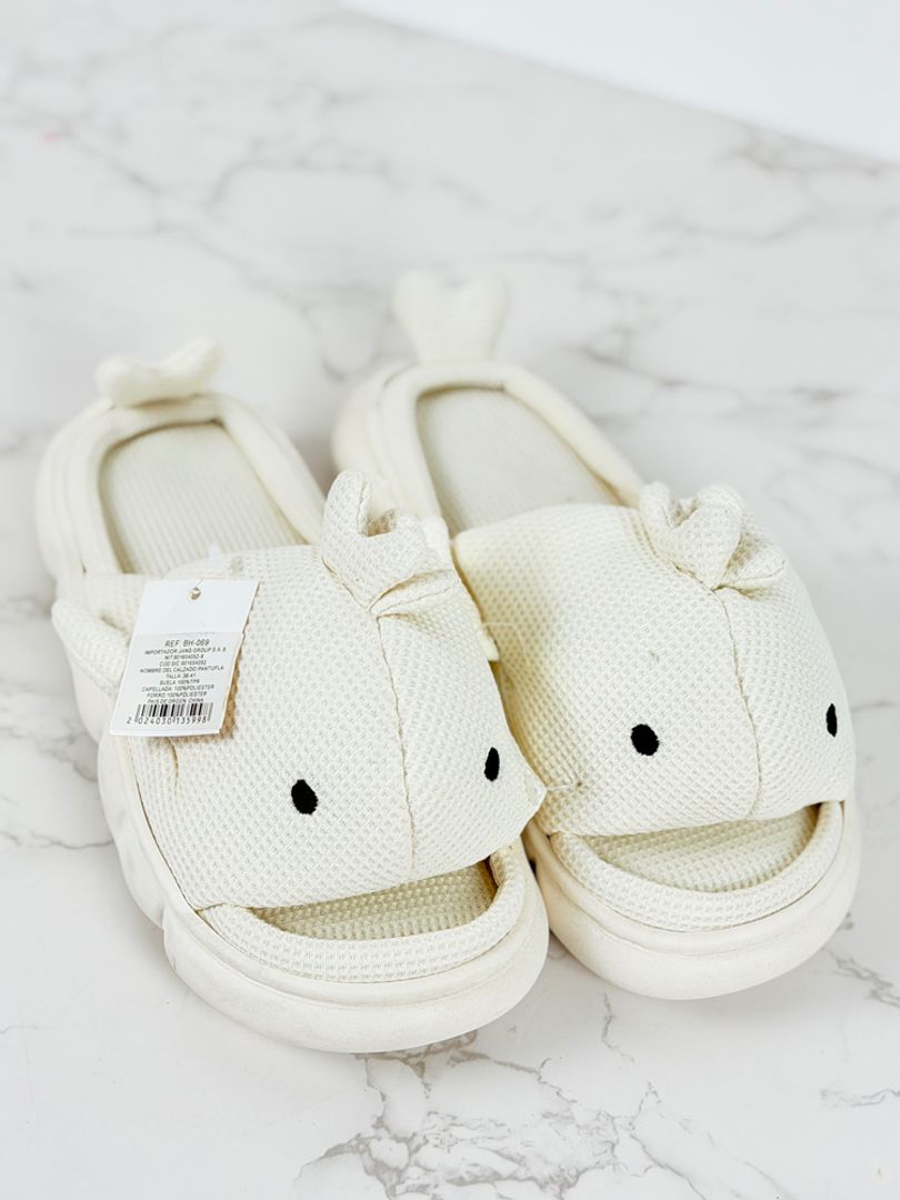 PANTUFLA BALLENA