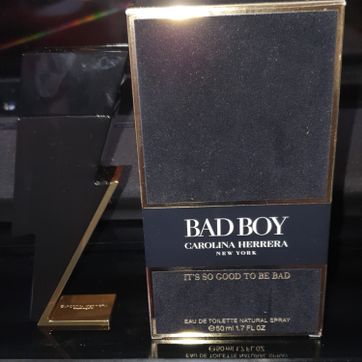 BAD BOY CAROLINA HERRERA  - imagen 1