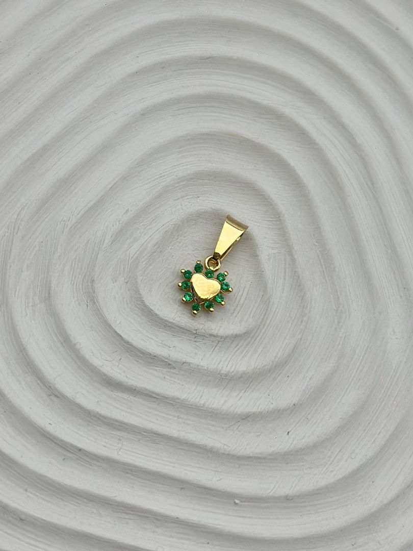 Dije corazón esmeralda 