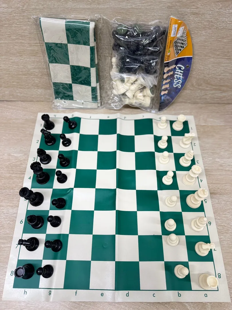 4613 AJEDREZ