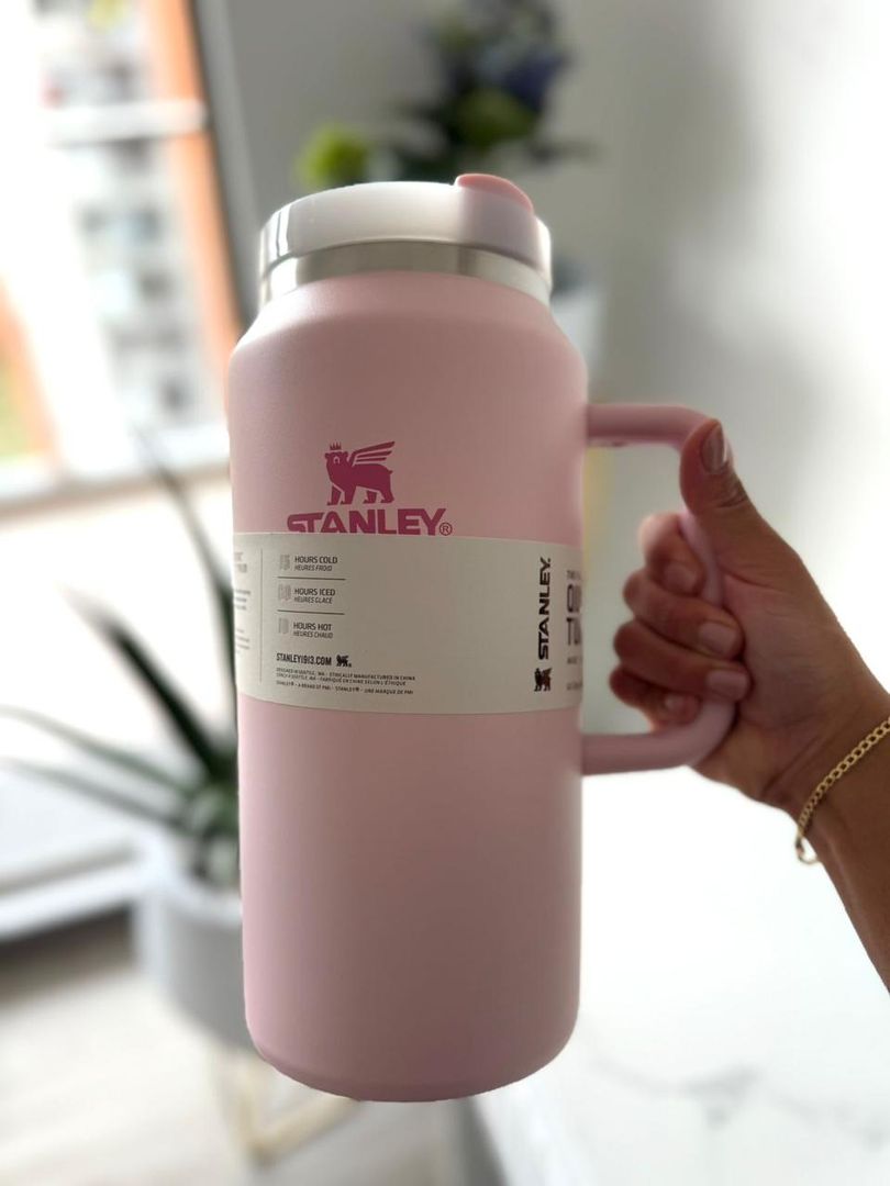 TERMO STANLEY 1.9Litros 64onzas VASO