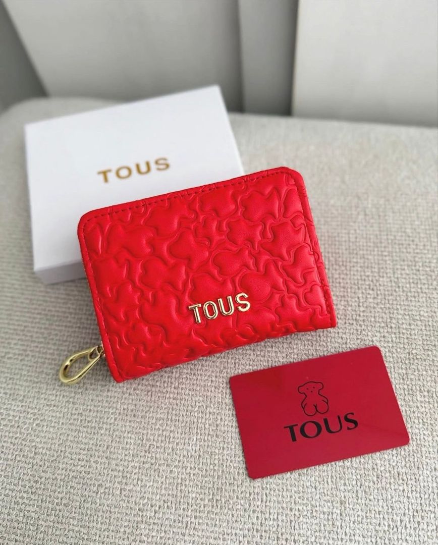 TOUS