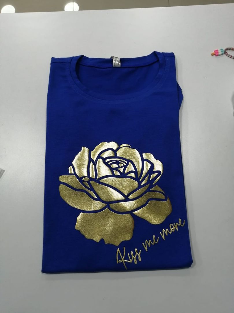 CAMISETA ESTAMPADO BRILLANTE