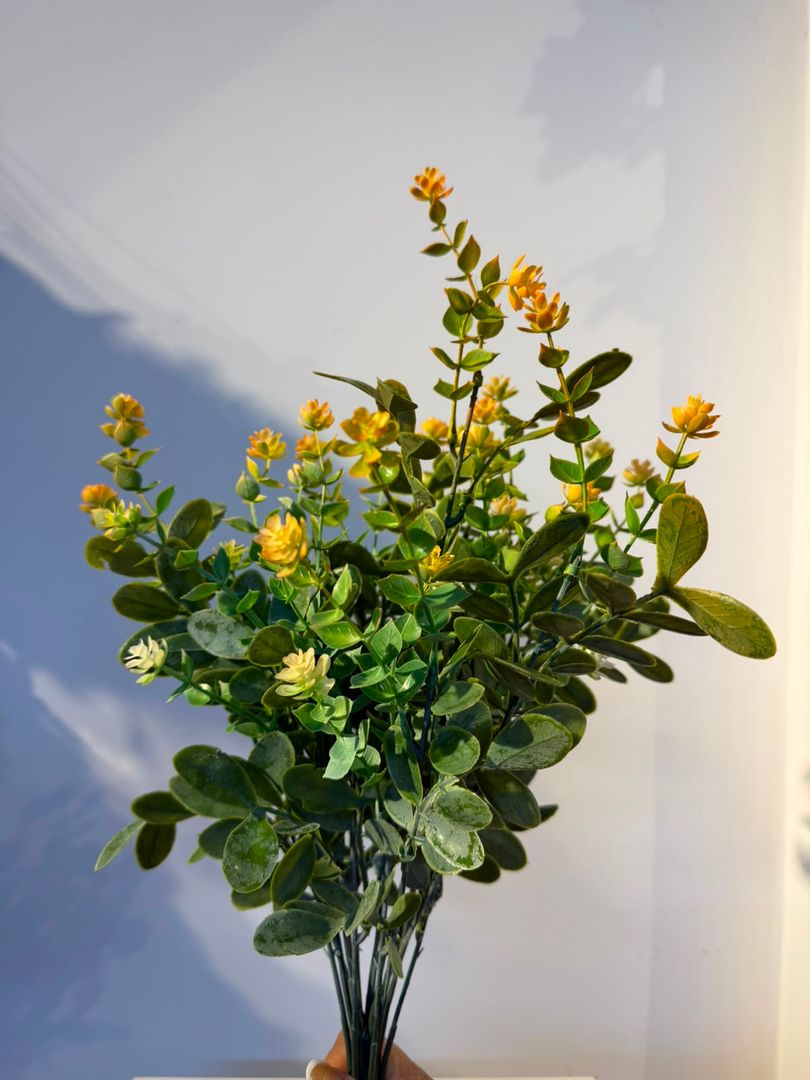 FOLLAJE AMARILLO CON VERDE