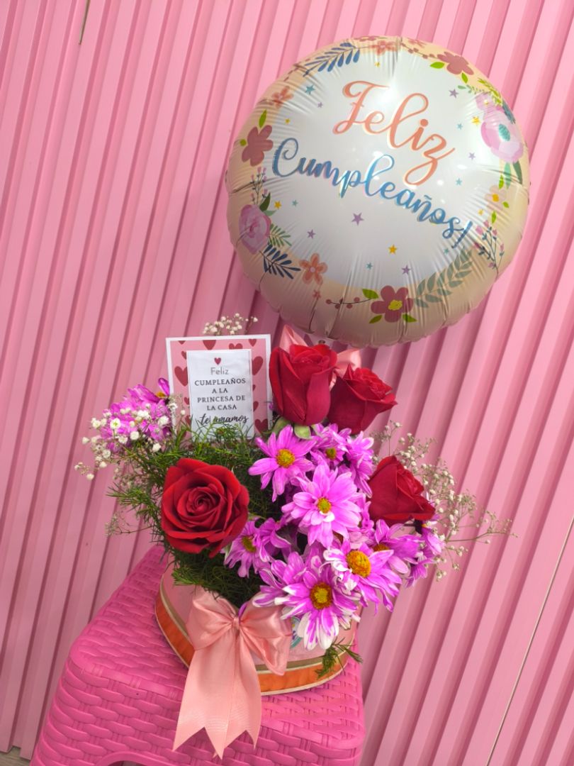 FLORES CON GLOBOS 