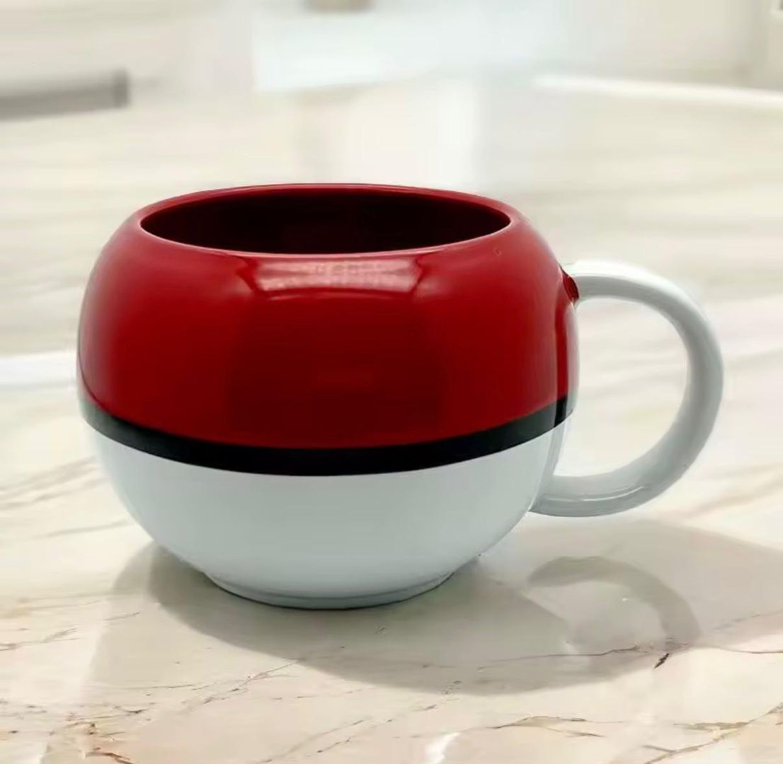 MUG 3D POKEBOLA
