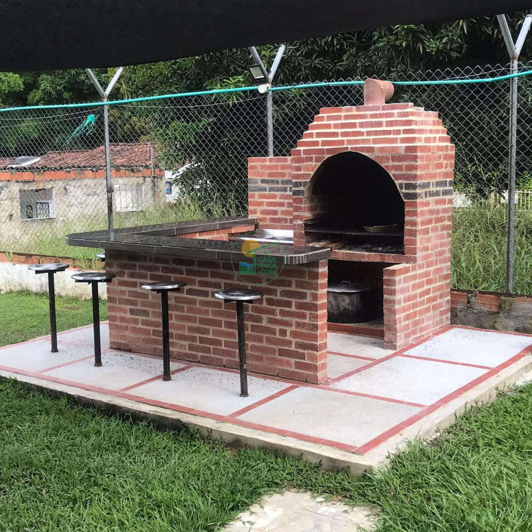 MELGAR |12|16 PERSONAS