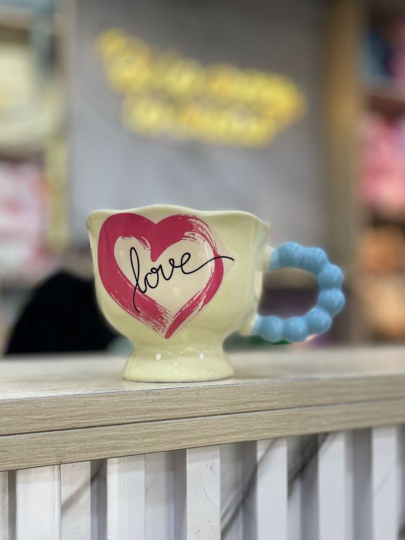 MUG CERAMICA CORAZÓN 