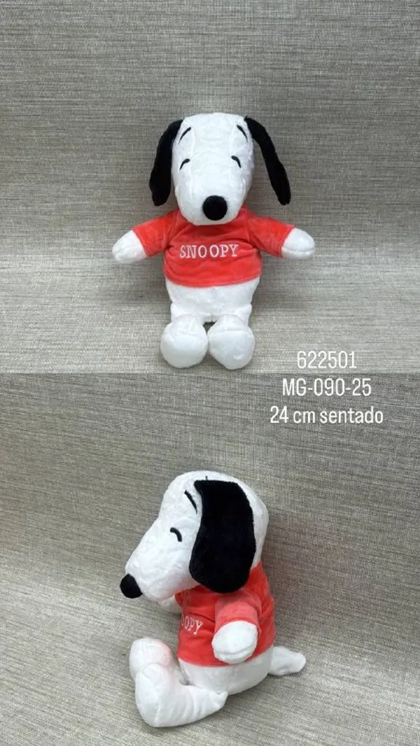 SNOOPY CON BUZO ROJO 24 CM