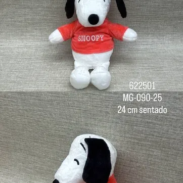 Imagen del producto SNOOPY CON BUZO ROJO 24 CM
