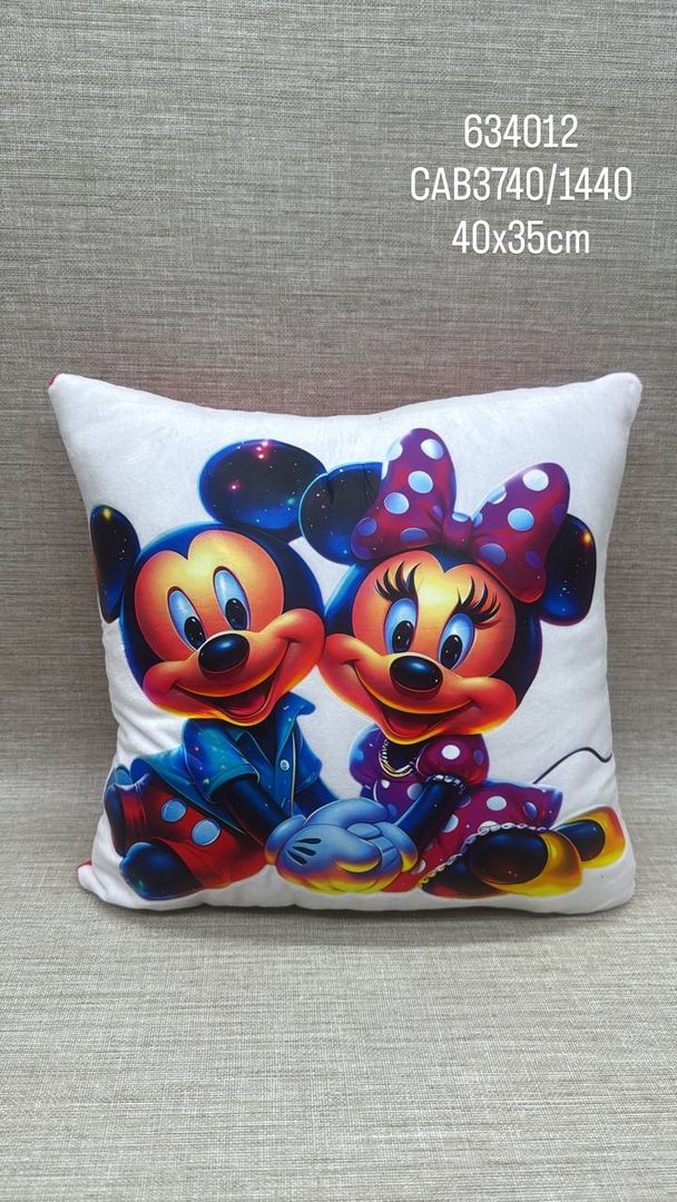 COJIN DE PERSONAJES SURTIDOS (MICKEY Y MINNIE)