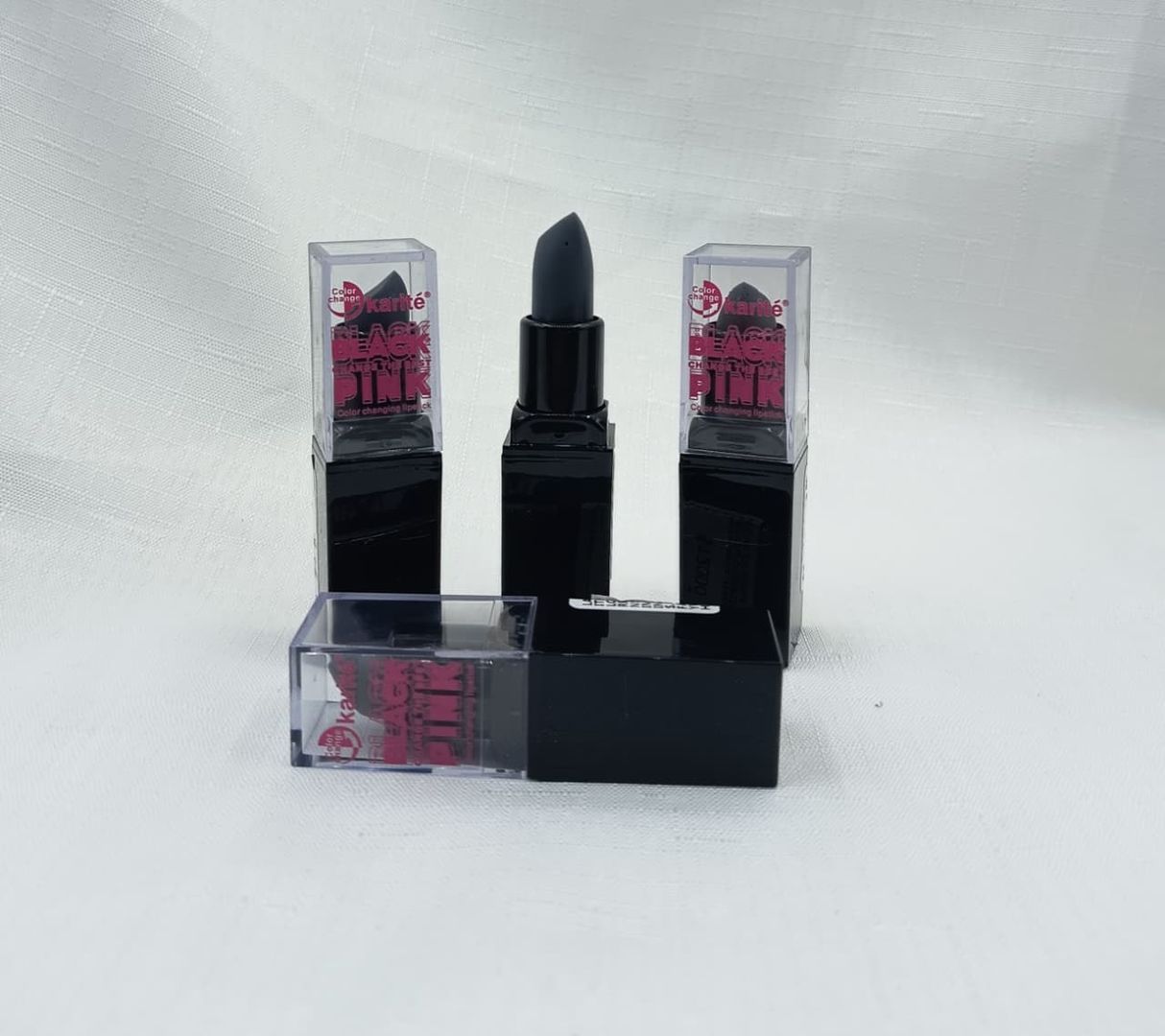 LABIAL BLACK PINK