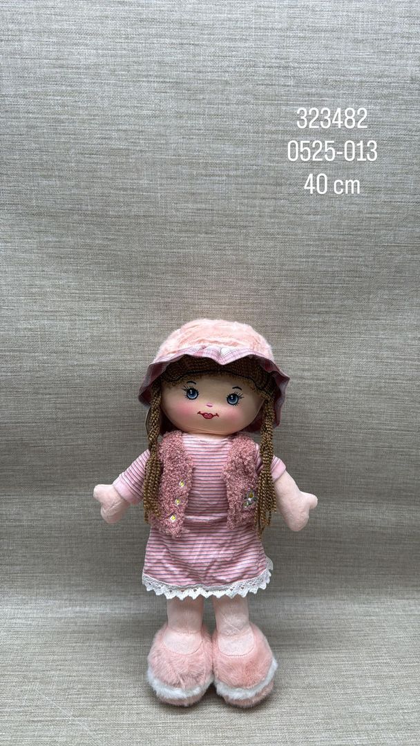 MUÑECA DE TRAPO ROSA CON CHALECO 