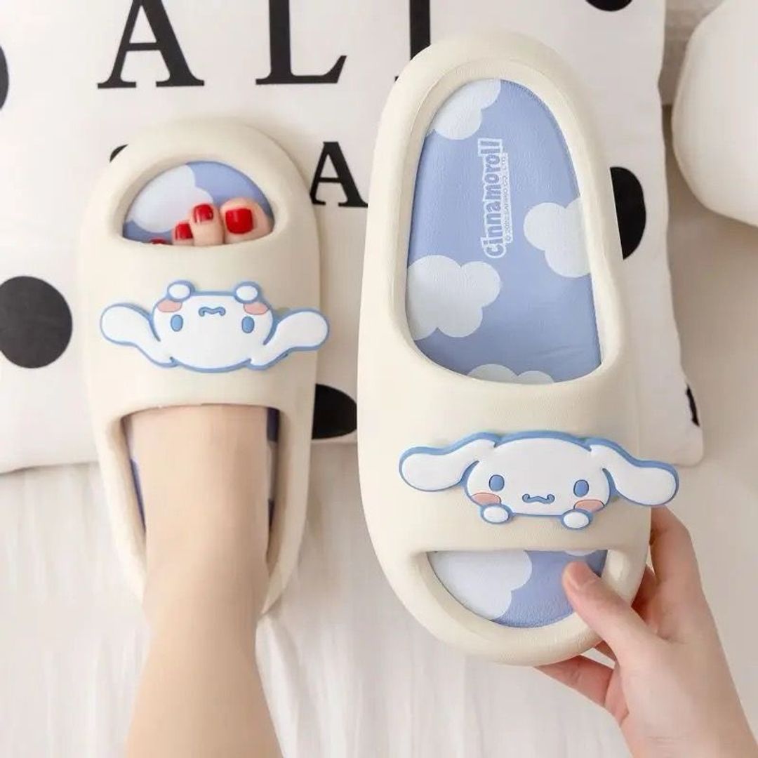 Sandalia plástica sanrio