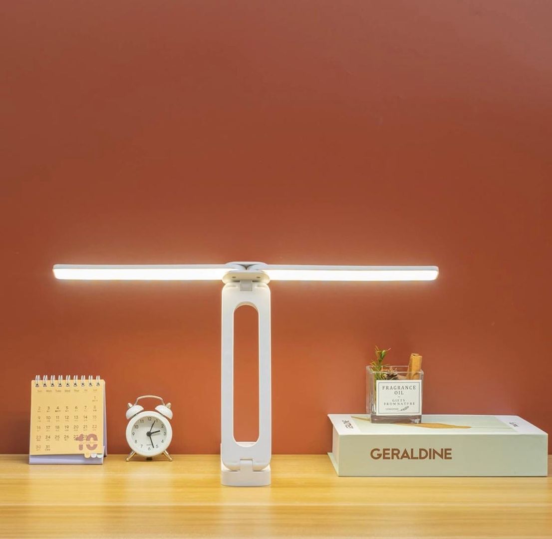 Lámpara de escritorio LED plegable