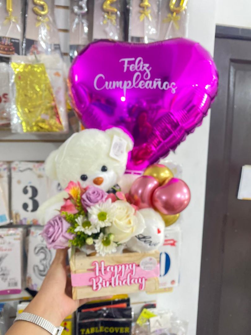 Detallito con peluche y rositas 