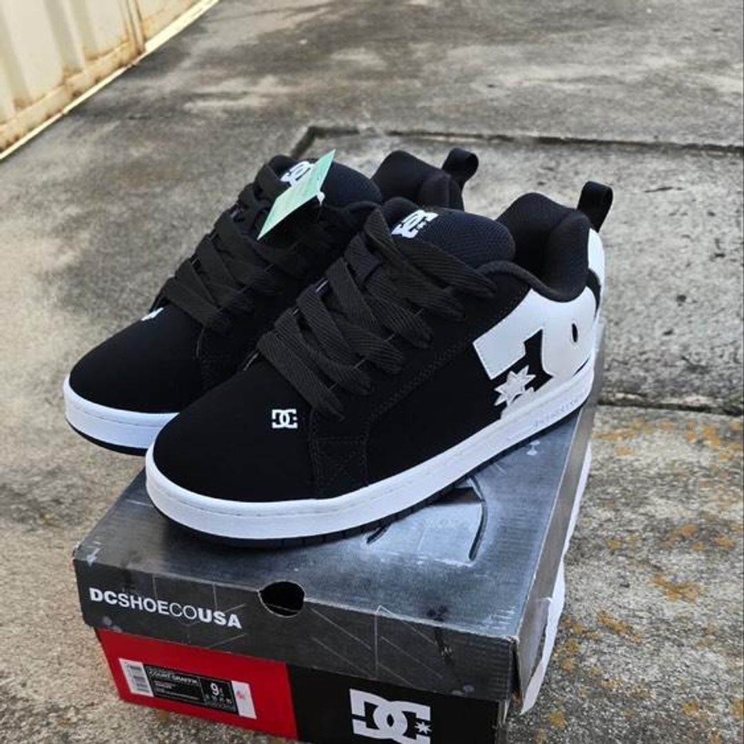DC SHOES