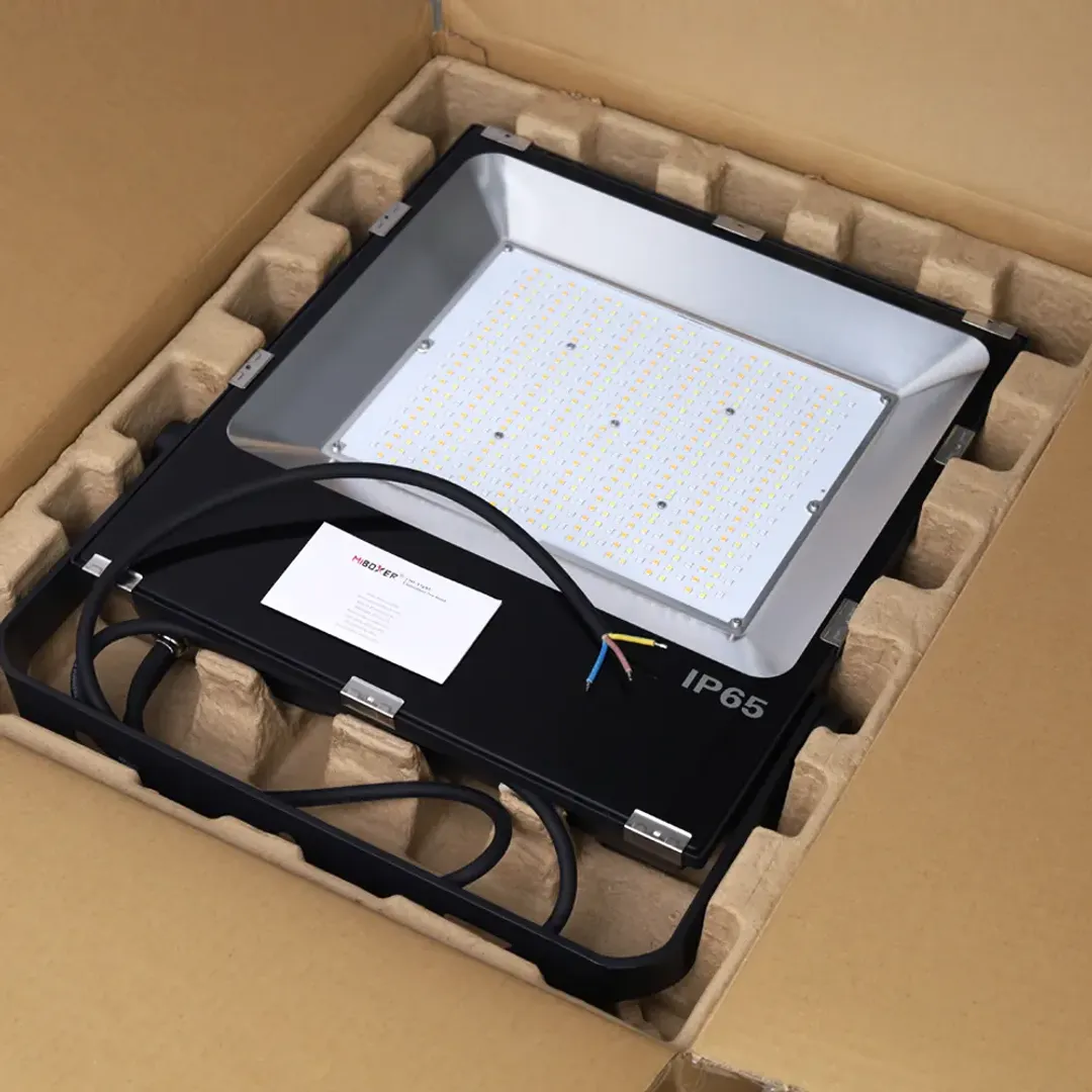 REFLECTOR SMART RGB + CCT 200W 