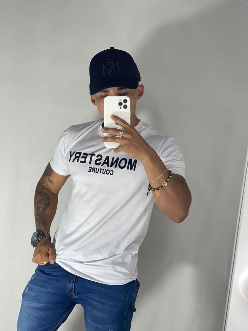 CAMISETA DE HOMBRE 