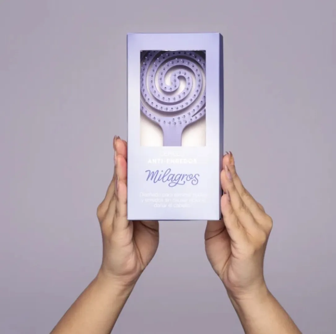 Cepillo Anti-enredos y Masajeador Capilar 2 en 1