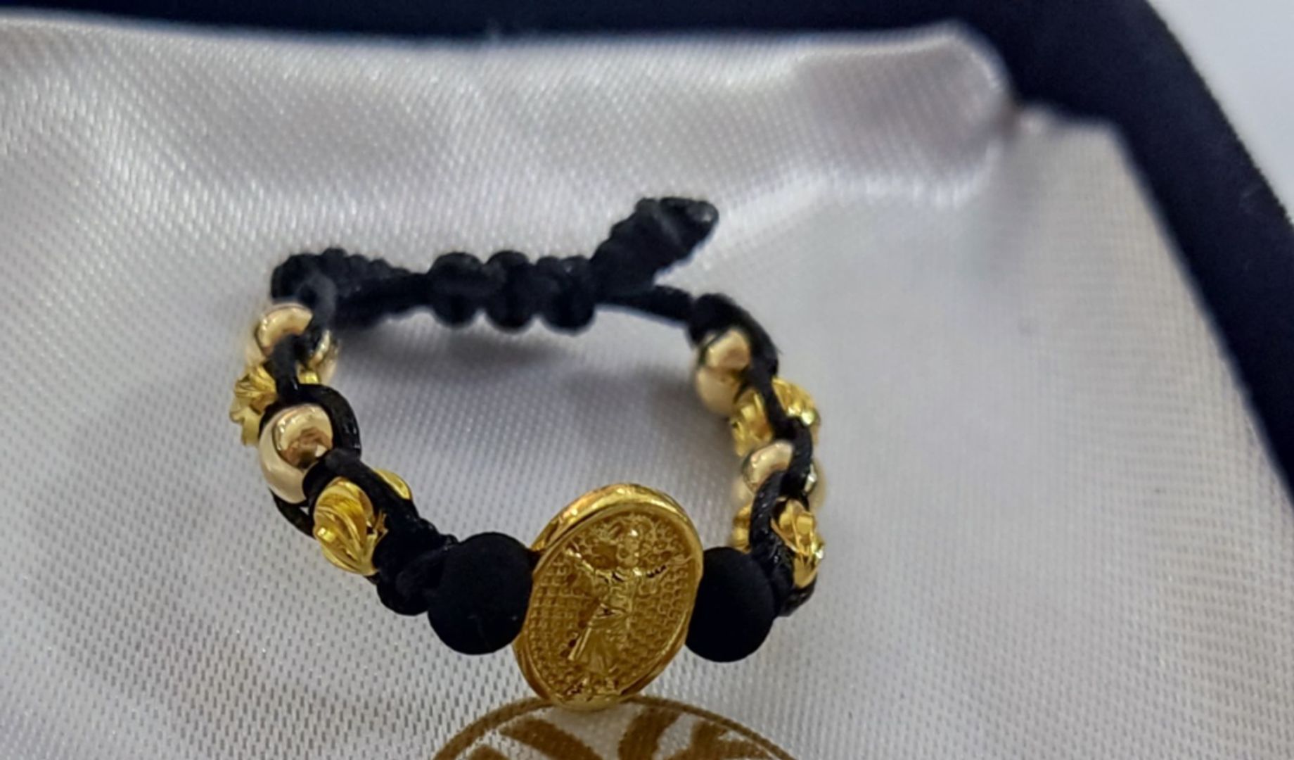 Anillo artesanal divino niño