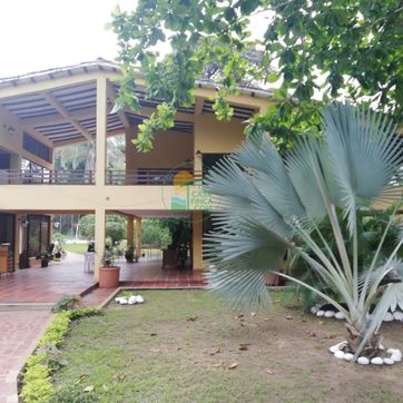 MELGAR | 12 PERSONAS - imagen 1