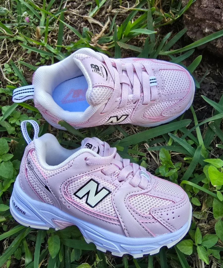 New Balance 530 Pink