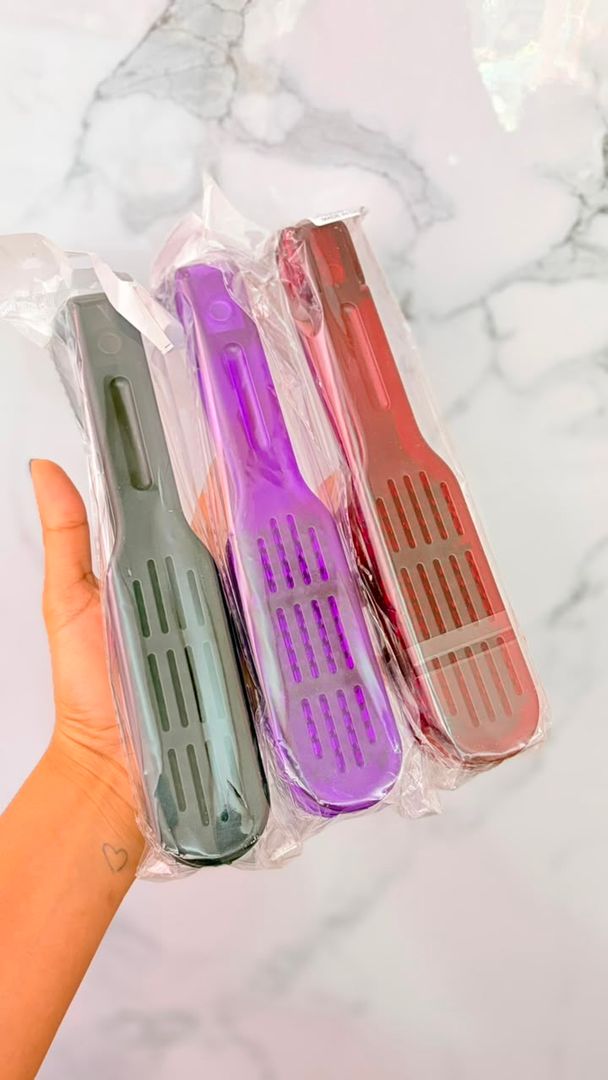 Cepillo Plástico para planchar cabello