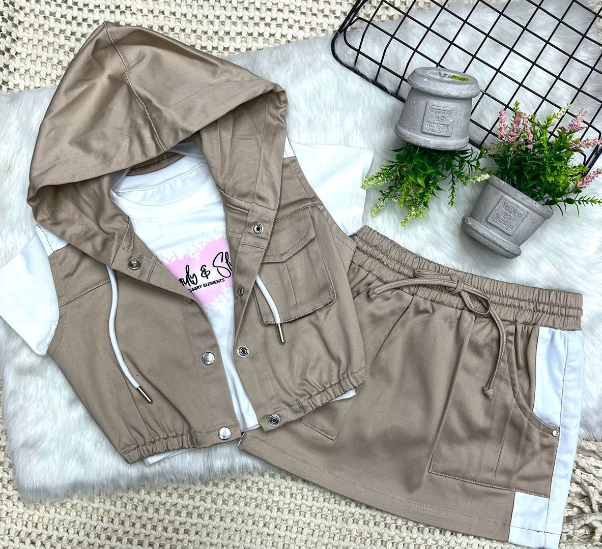 Conjunto tres piezas para niña