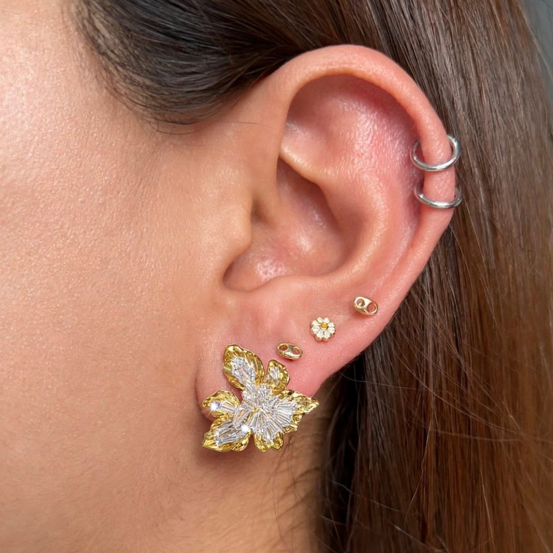 Arete flor Capri 