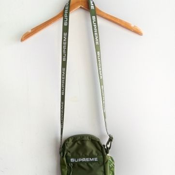 Imagen del producto SUPREME "BOLSO" (VERDE)