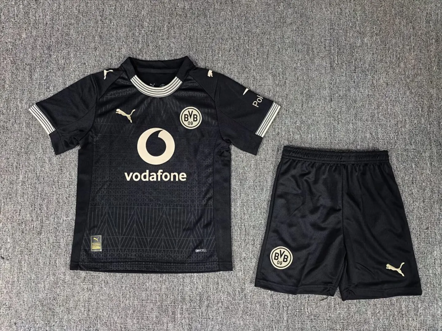 Borussia Dortmund 2026-27 Niño Fan
