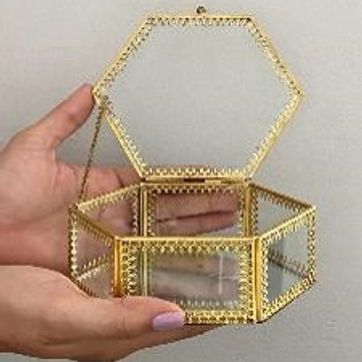 Imagen del producto Cajitas de regalo doradas.