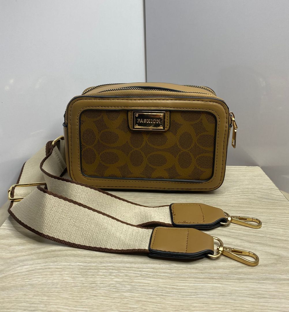 Bolso, beige, café oscuro y café claro 
